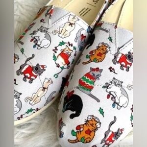 *LIGHTLY USED* | TOMS | Belmont | Holiday Cats | Shoes | Size: 7.5 (Women’s)